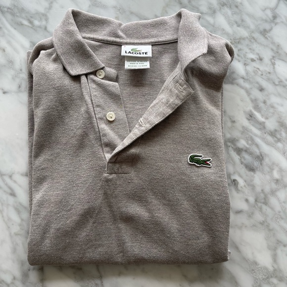 Lacoste light gray short sleeve pique cotton polo shirt,
Size 2 (XS) - Picture 4 of 4